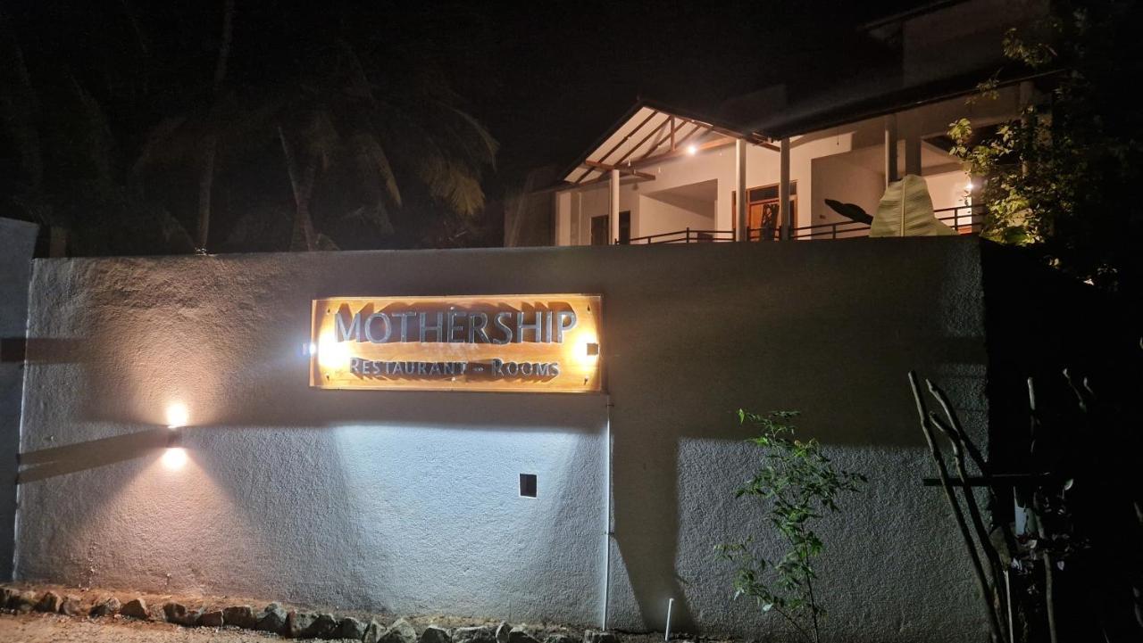 Mothership Tangalle Exterior photo