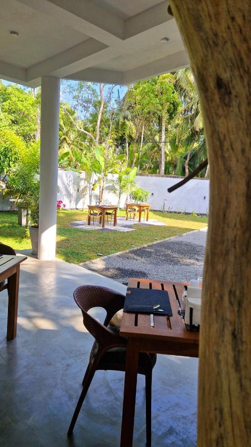 Mothership Tangalle Exterior photo
